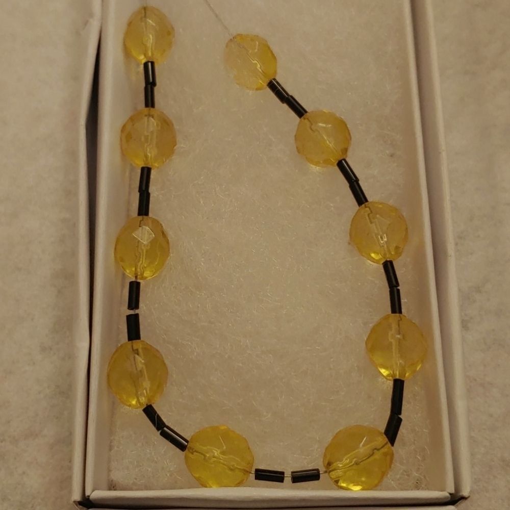Handmade Necklace Yellow glass round beads with black glass bugle beads